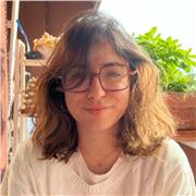 Laureanda magistrale in Geopolitica con pluriennale esperienza di insegnamento, anche in istituti pubblici. Offro aiuto allo studio e preparazione per esami universitari di Storia Contemporanea, Storia Moderna e Geopolitica. Disponibile anche per ripetizi